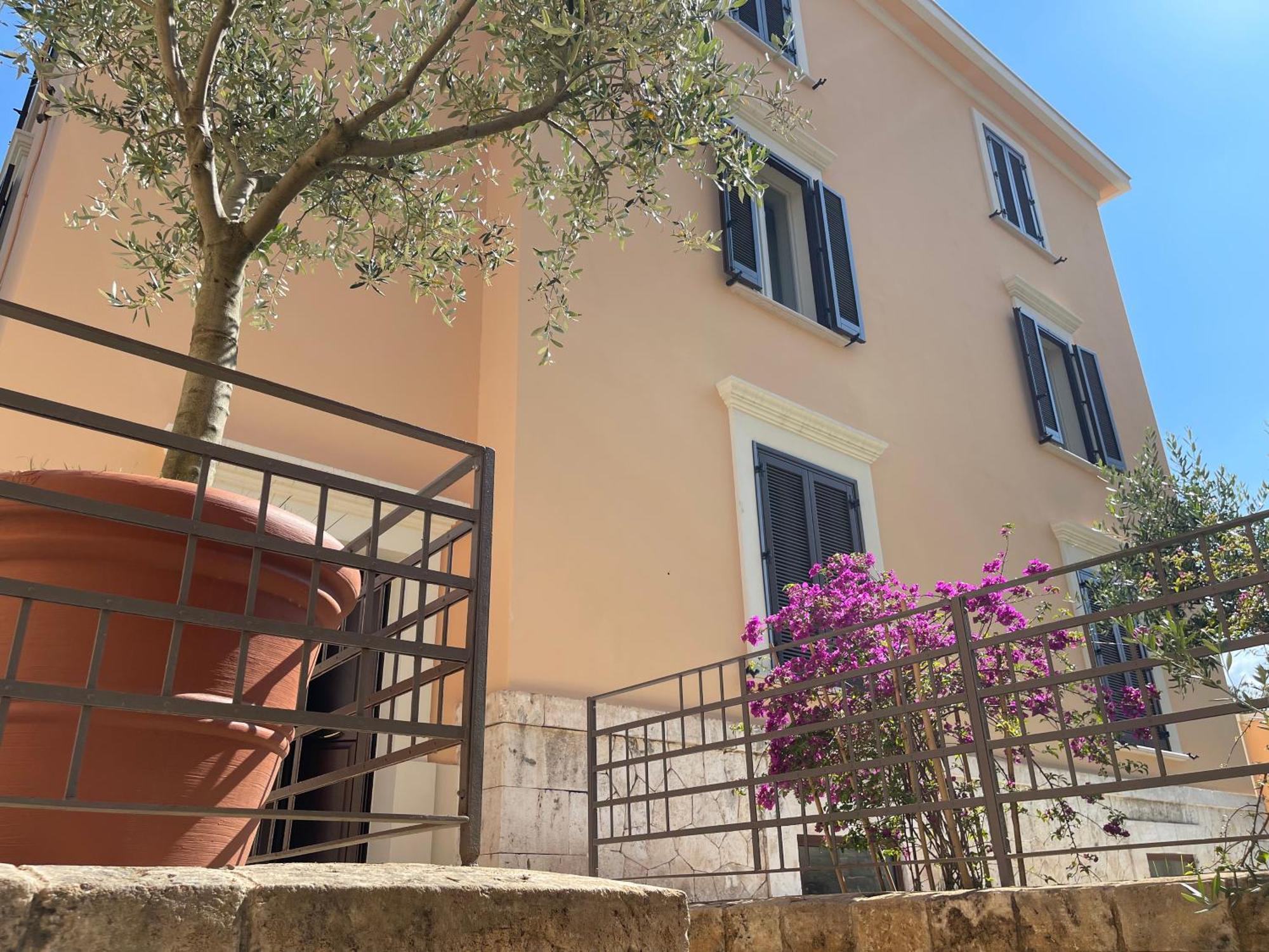 Palazzo Pitagora Hotel Taranto Exterior photo